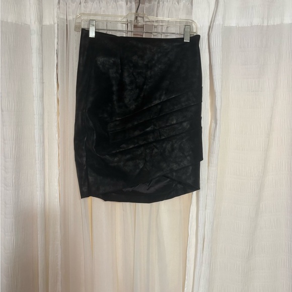Guess Black Ruched Pencil Mini Skirt - Picture 1 of 6